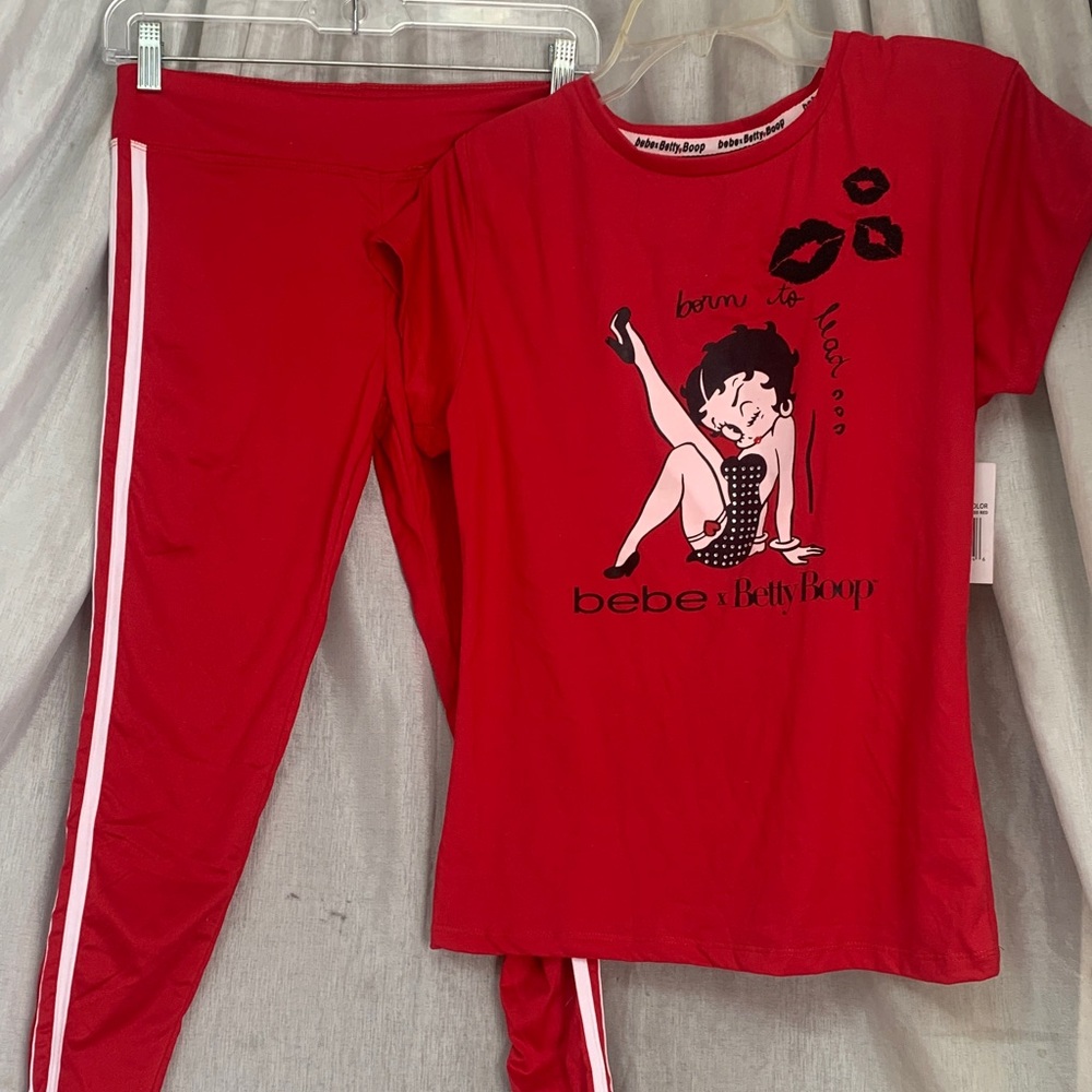 bebe Red Betty Boop Graphic Short Sleeve Top with White Accents